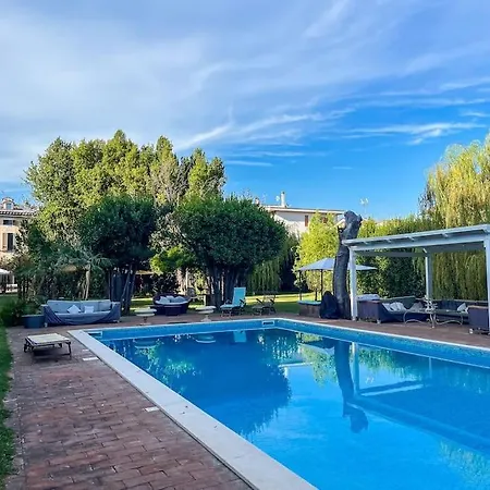 Torretta House With A Salt Swimming Pool Casa de Férias *